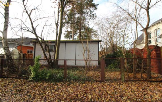 Bungalow Rückseite