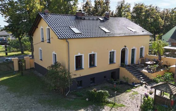 Luftaufnahme mit Hofblick